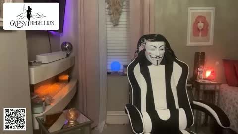 Snapshot of gypsy_rebellion chatting on 11/20/25, 09:20 Gypsy online show from 11/20/25, 09:20