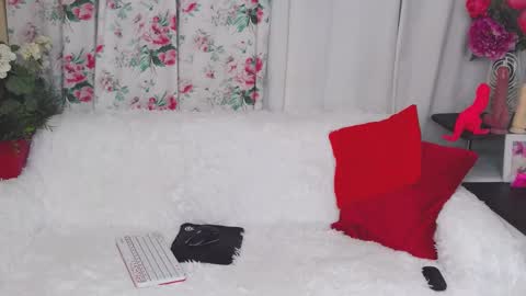 Snapshot of gypsygranny chatting on 12/06/24, 06:26 Eva online show from 12/06/24, 06:26