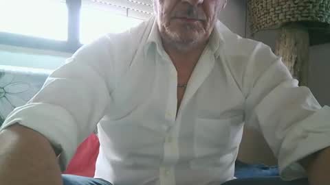 gyrdy online show from 02/11/25, 03:29