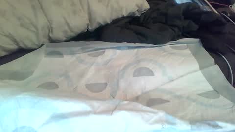 h0n3yb333 online show from 10/01/25, 12:16