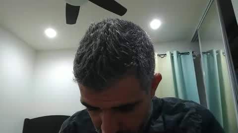 Snapshot of h0nest84 chatting on 12/16/24, 07:04 h0nest84 online show from 12/16/24, 07:04