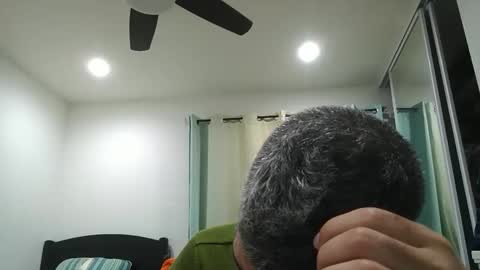 Snapshot of h0nest84 chatting on 12/31/24, 09:21 h0nest84 online show from 12/31/24, 09:21