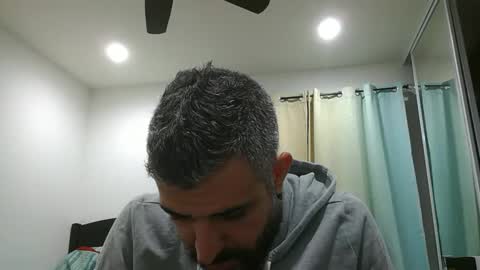 Snapshot of h0nest84 chatting on 01/05/25, 06:35 h0nest84 online show from 01/05/25, 06:35