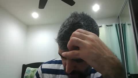 Snapshot of h0nest84 chatting on 01/31/25, 06:57 h0nest84 online show from 01/31/25, 06:57