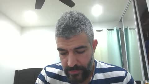 Snapshot of h0nest84 chatting on 02/03/25, 02:03 h0nest84 online show from 02/03/25, 02:03