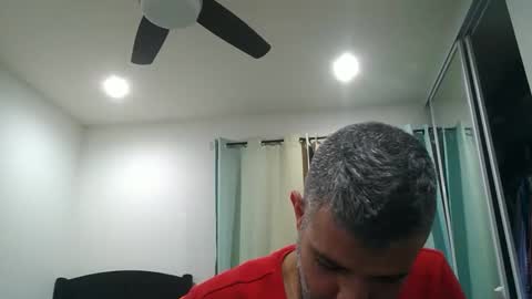 Snapshot of h0nest84 chatting on 02/17/25, 06:31 h0nest84 online show from 02/17/25, 06:31