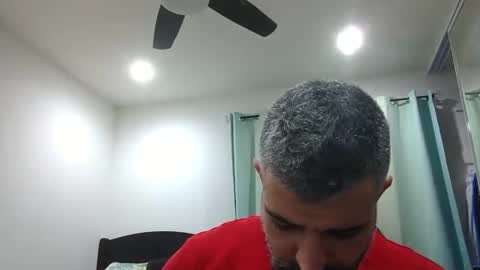 Snapshot of h0nest84 chatting on 02/19/25, 06:00 h0nest84 online show from 02/19/25, 06:00