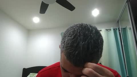 Snapshot of h0nest84 chatting on 02/23/25, 07:00 h0nest84 online show from 02/23/25, 07:00