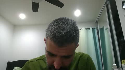 Snapshot of h0nest84 chatting on 02/24/25, 06:27 h0nest84 online show from 02/24/25, 06:27