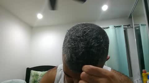 Snapshot of h0nest84 chatting on 09/23/25, 06:16 h0nest84 online show from 09/23/25, 06:16