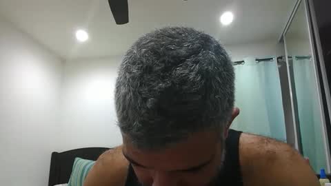 Snapshot of h0nest84 chatting on 10/09/25, 05:49 h0nest84 online show from 10/09/25, 05:49