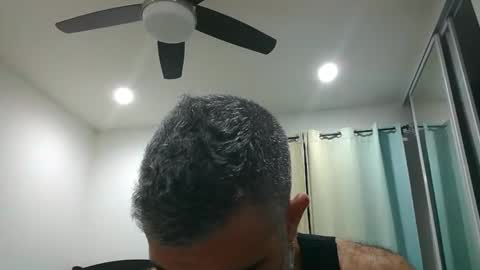 h0nest84 online show from 11/15/25, 07:27