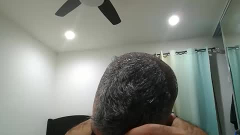 h0nest84 online show from 12/01/25, 04:39