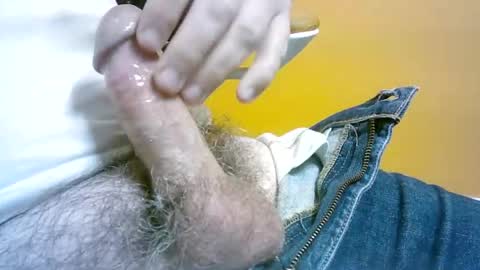 Snapshot of h0u5ecat chatting on 07/06/26, 02:19 H0U5ECAT online show from 07/06/26, 02:19