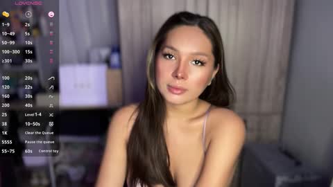 Snapshot of h34rtsforcami chatting on 09/18/25, 02:35 Camila online show from 09/18/25, 02:35