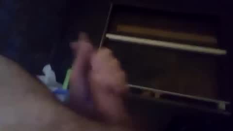 Snapshot of h_rd333 chatting on 10/14/25, 01:01 h_rd333 online show from 10/14/25, 01:01