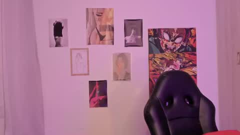 haanna_thompsoon online show from 06/11/26, 02:33