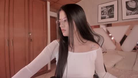 Snapshot of haathorx chatting on 09/26/25, 01:04 haathorx online show from 09/26/25, 01:04