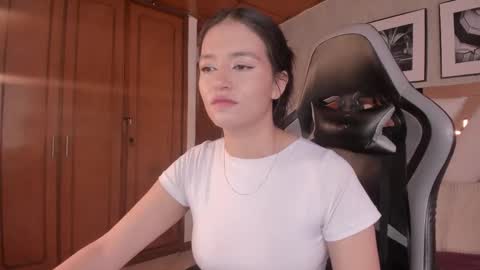 Snapshot of haathorx chatting on 10/13/25, 05:35 haathorx online show from 10/13/25, 05:35