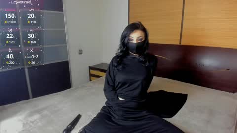 Linda online show from 12/21/24, 02:52