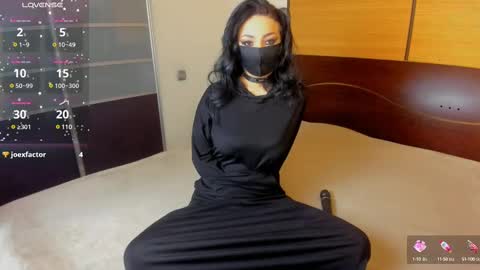 Linda online show from 03/05/25, 02:25