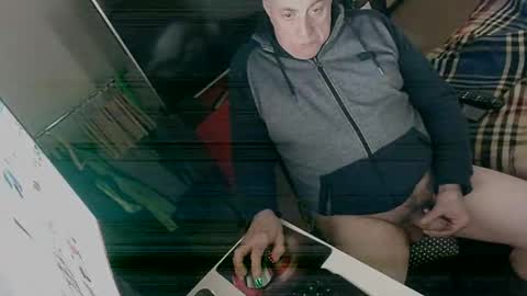 hacknoob62 online show from 12/14/24, 12:55