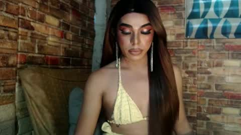 Snapshot of hadasam26 chatting on 09/29/25, 10:14 SAM online show from 09/29/25, 10:14