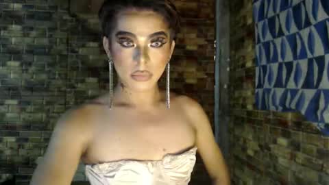 Snapshot of hadasam26 chatting on 10/13/25, 06:52 SAM online show from 10/13/25, 06:52