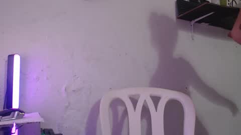Snapshot of hadesmit1 chatting on 02/25/26, 02:32 hadesmit1 online show from 02/25/26, 02:32