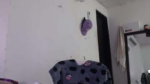 Snapshot of hadesmit1 chatting on 03/20/26, 02:49 hadesmit1 online show from 03/20/26, 02:49