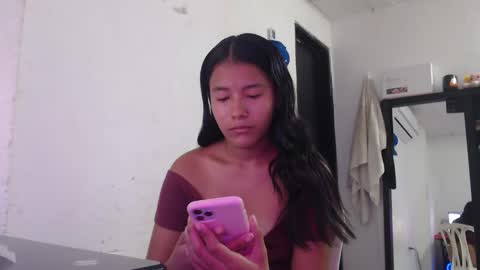 Snapshot of hadesmit1 chatting on 04/01/26, 04:04 hadesmit1 online show from 04/01/26, 04:04