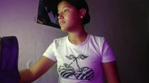 Snapshot of hadesmit1 chatting on 05/19/26, 02:12 hadesmit1 online show from 05/19/26, 02:12