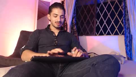 HADEZ online show from 04/26/26, 01:47