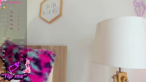 Snapshot of hadid_jimenez chatting on 11/20/25, 06:40 Hadid online show from 11/20/25, 06:40