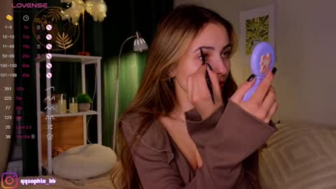Hi Im Rebecca Glad to see you in my room  PVT is open online show from 02/05/25, 01:04