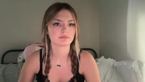 Snapshot of hadleyreed chatting on 06/05/26, 12:50 Follow my FREE OnlyFans for a Sexy Surprise online show from 06/05/26, 12:50