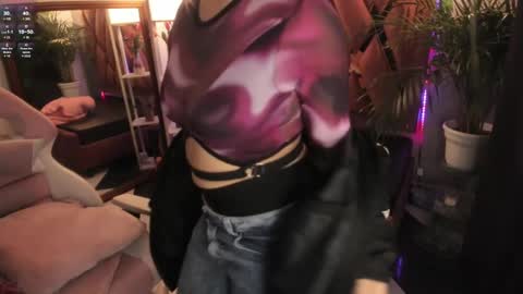 Haely online show from 01/03/25, 11:14