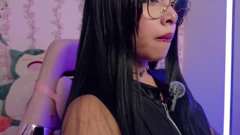 Snapshot of haelycute chatting on 03/03/26, 11:43 Haely online show from 03/03/26, 11:43