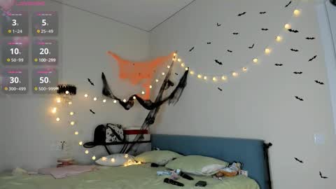 Snapshot of haerinn chatting on 10/24/25, 01:18 Ri online show from 10/24/25, 01:18