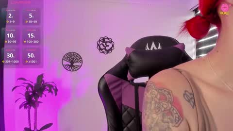 Hailee online show from 11/10/25, 03:44