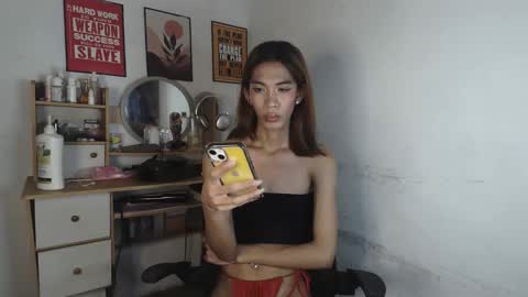 hailey_sweetcum77 online show from 05/22/26, 03:50