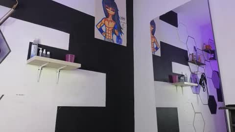 haileycat_ online show from 10/24/25, 03:14