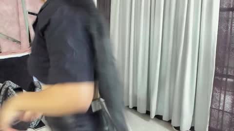 Snapshot of haileyduke chatting on 10/28/25, 12:09 Hailey online show from 10/28/25, 12:09