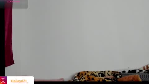 Snapshot of haileyduke chatting on 01/05/26, 10:46 Hailey online show from 01/05/26, 10:46