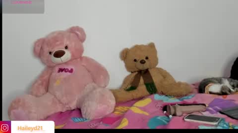 Snapshot of haileyduke chatting on 01/10/26, 11:31 Hailey online show from 01/10/26, 11:31