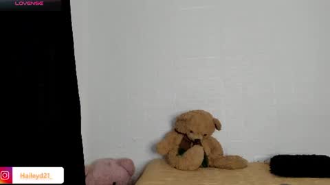Hailey online show from 07/01/26, 01:29