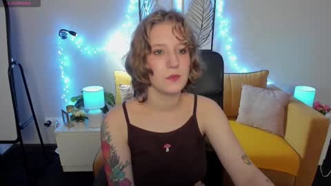 Hailey online show from 09/19/25, 08:49