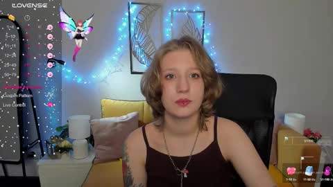 Hailey online show from 09/21/25, 08:49