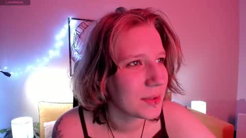 Hailey online show from 10/19/25, 08:48