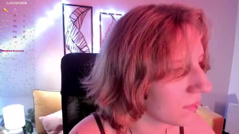 Hailey online show from 10/25/25, 09:06